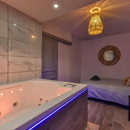 Les Bulles Occitanes - A Pied * Carcasona