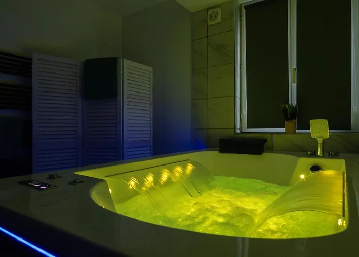 Les Bulles Occitanes - A Pied Καρκασόν